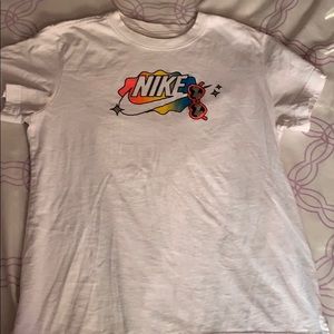 Nike white top
